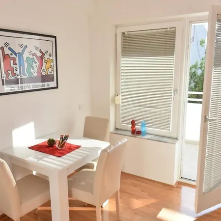 アパート Promenada *